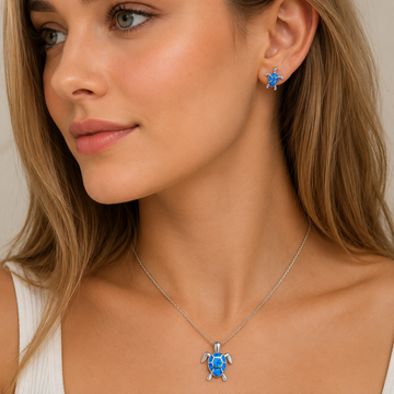 Kailea – Set aus Opal- und Silber-Schildkröten-Schmuck (Halskette + Ohrringe)