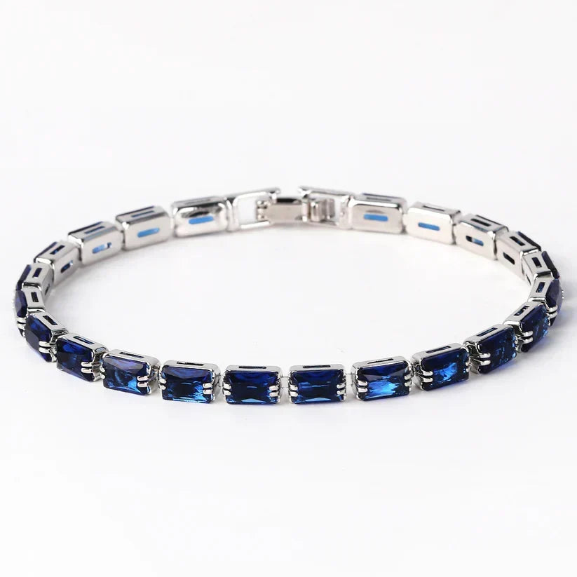 Mireda – Goldenes Thalindra-Armband