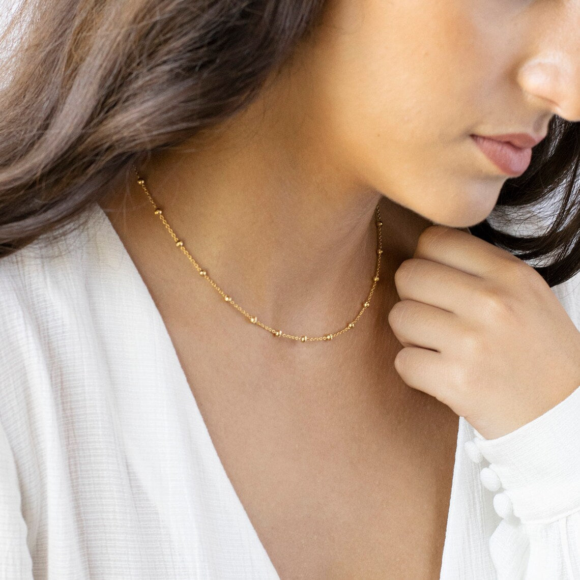 Satellite Choker - Luxuriöse goldene Halskette