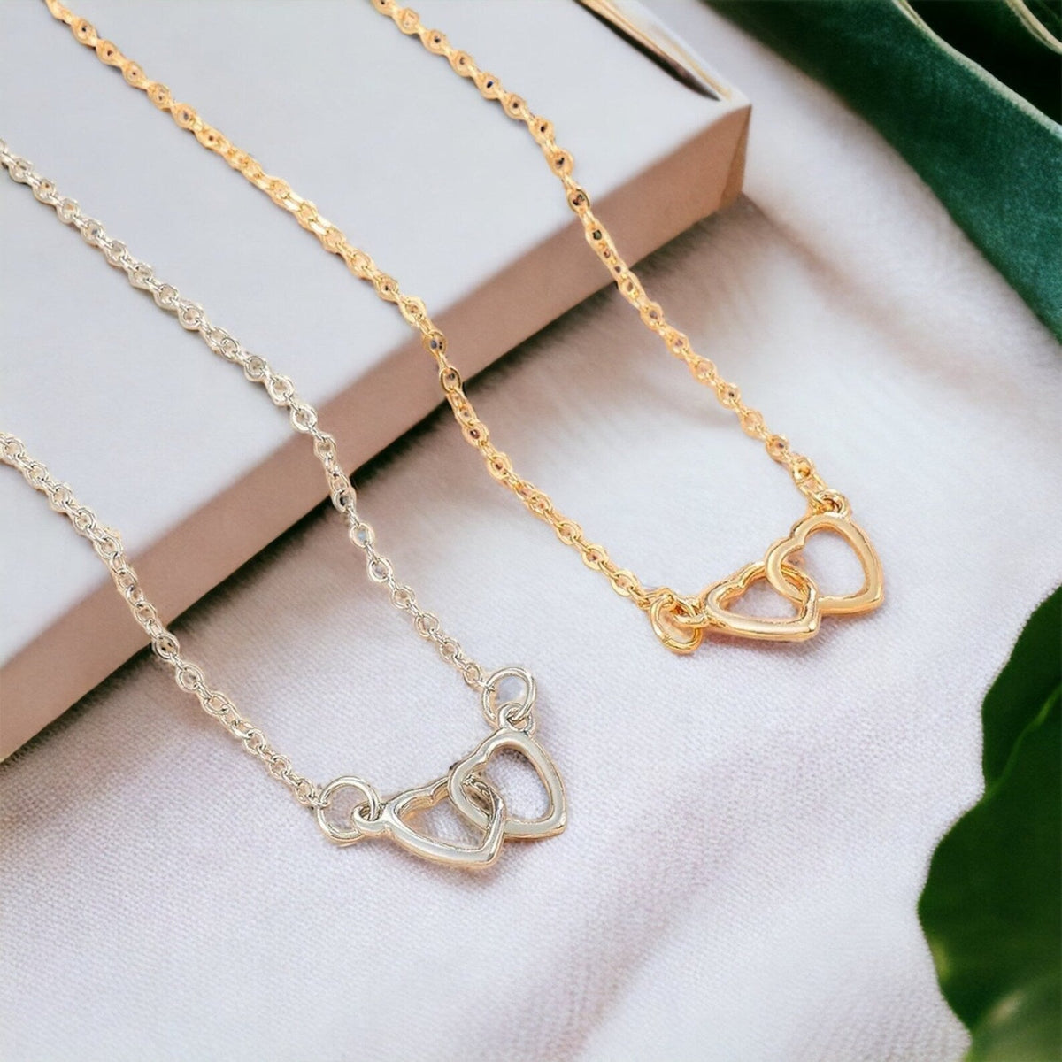 Minimalistische Herz-Fußkette - Fußkette mit Herzgliedern